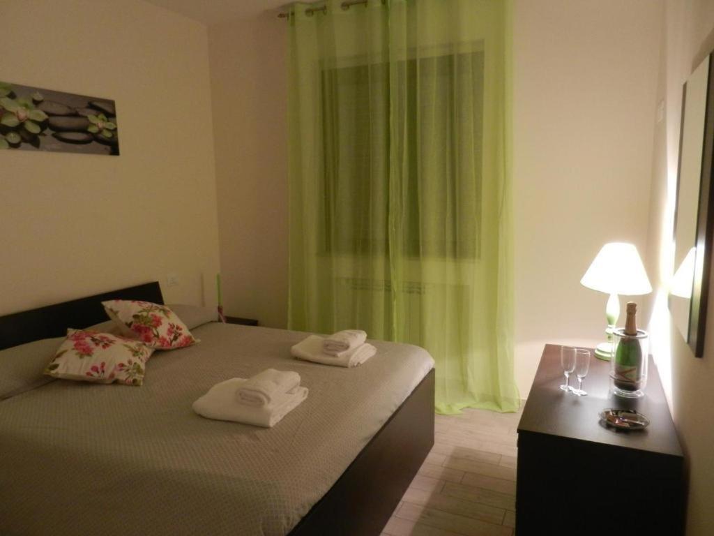 Le Case Del Carmine Con Giardino E Parcheggio A Tropea Dış mekan fotoğraf